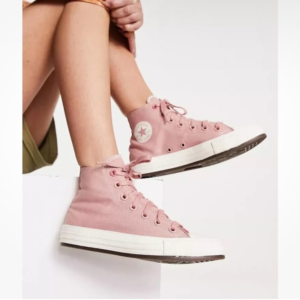 Converse Chuck Taylor All Star Hi-Top Sneaker - Pink - W 9.5
